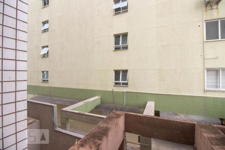 Vistado Quarto 1 de apartamento à venda com 3 quartos, 95m² em Passo da Areia, Porto Alegre