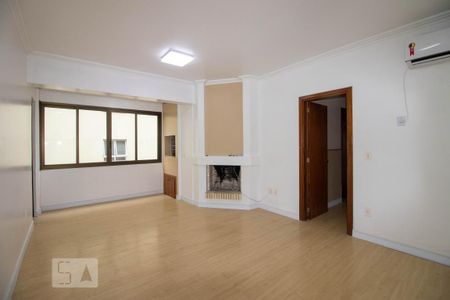 Sala de apartamento à venda com 3 quartos, 95m² em Passo da Areia, Porto Alegre