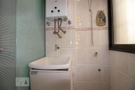 Apartamento à venda com 95m², 3 quartos e 1 vagaÁrea de Serviço