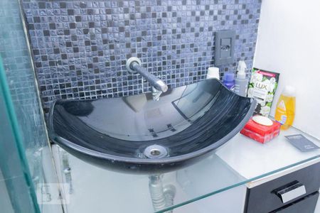 Casa para alugar com 230m², 3 quartos e 2 vagasBanheiro