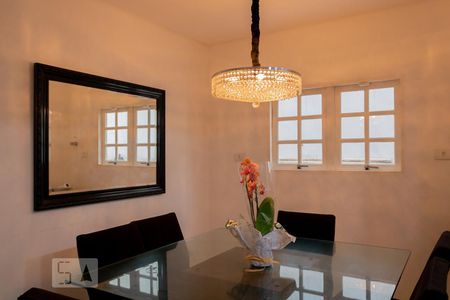 Casa para alugar com 230m², 3 quartos e 2 vagasCozinha