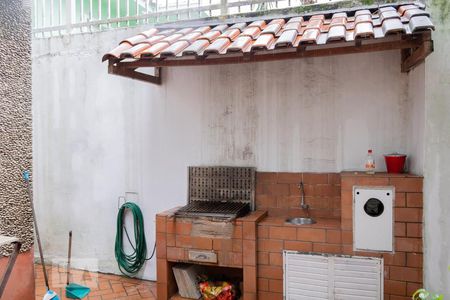 Casa para alugar com 230m², 3 quartos e 2 vagasÁrea comum - Churrasqueira