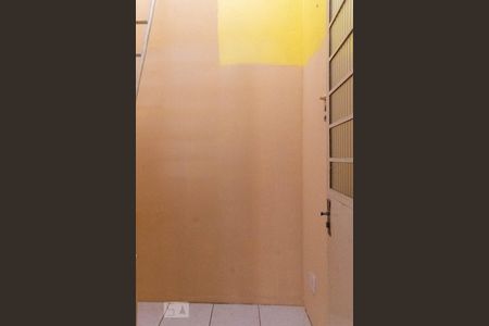 Apartamento para alugar com 208m², 4 quartos e 1 vaga Apartamento para alugar com 208m², 4 quartos e 1 vagaHall de Acesso a Caixa D'Agua