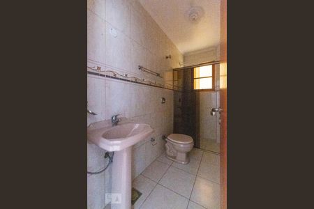 Apartamento para alugar com 208m², 4 quartos e 1 vaga Apartamento para alugar com 208m², 4 quartos e 1 vagaBanheiro