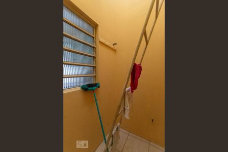 Apartamento para alugar com 208m², 4 quartos e 1 vaga Apartamento para alugar com 208m², 4 quartos e 1 vagaHall de Acesso a Caixa D'Agua