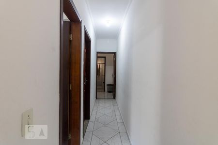 Corredor de apartamento à venda com 2 quartos, 67m² em Vila Pires, Santo André