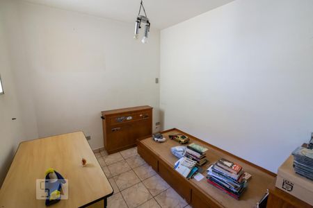 Quarto 2 de casa para alugar com 4 quartos, 106m² em Vila Universitária, São Paulo