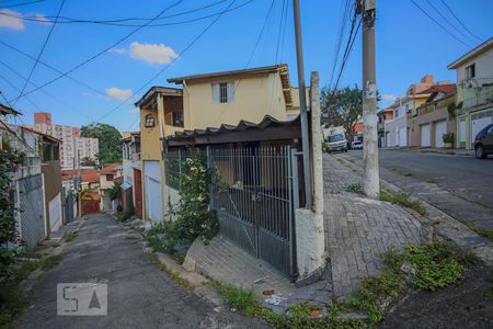 Casa para alugar com 106m², 4 quartos e 2 vagasFachada Casa