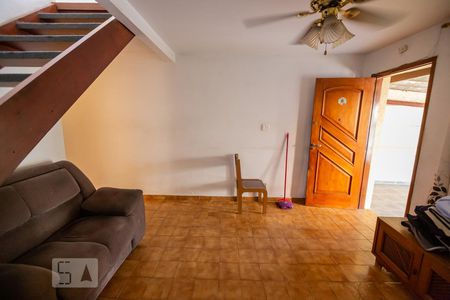 Sala de casa para alugar com 4 quartos, 106m² em Vila Universitária, São Paulo
