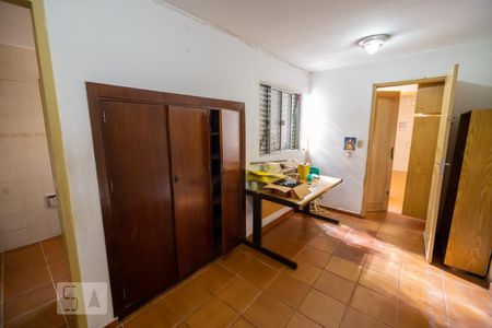 Casa para alugar com 106m², 4 quartos e 2 vagasSuite