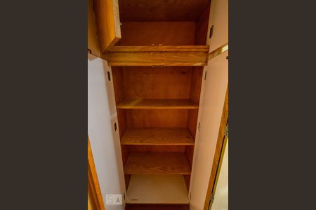 Casa para alugar com 106m², 4 quartos e 2 vagasSuite