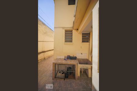 Casa para alugar com 106m², 4 quartos e 2 vagasQuintal