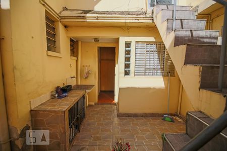 Casa para alugar com 106m², 4 quartos e 2 vagasQuintal