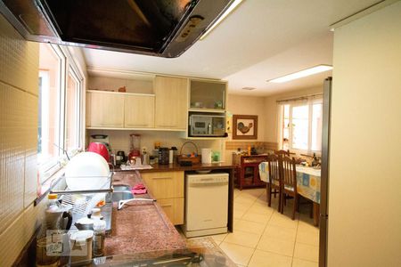 Casa de condomínio à venda com 256m², 4 quartos e 2 vagas Casa de condomínio à venda com 256m², 4 quartos e 2 vagasCozinha