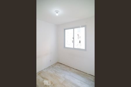 Quarto 2 de apartamento para alugar com 2 quartos, 48m² em Cidade Ademar, São Paulo