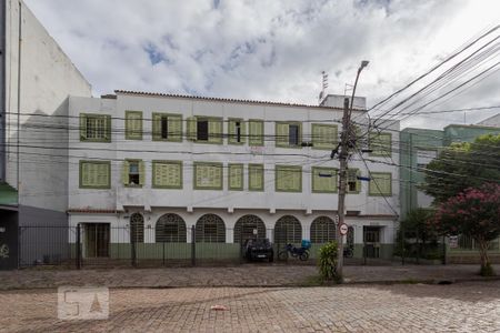 Apartamento à venda com 30m², 1 quarto e sem vaga Apartamento à venda com 30m², 1 quarto e sem vagaFachada