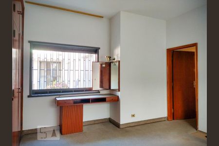 Casa à venda com 290m², 3 quartos e 5 vagasQuarto