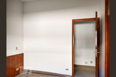 Quarto de casa à venda com 3 quartos, 290m² em Aclimação, São Paulo