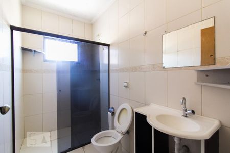 Casa para alugar com 90m², 2 quartos e 1 vaga Casa para alugar com 90m², 2 quartos e 1 vagaBanheiro