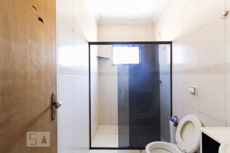 Casa para alugar com 90m², 2 quartos e 1 vaga Casa para alugar com 90m², 2 quartos e 1 vagaBanheiro