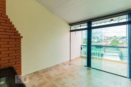 Casa à venda com 200m², 3 quartos e 2 vagasChurrasqueira