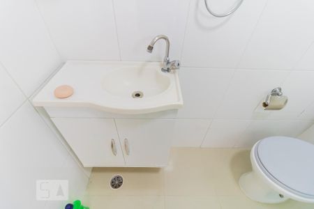 Casa à venda com 200m², 3 quartos e 2 vagasDetalhe banheiro