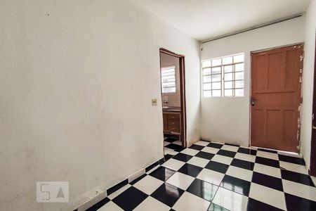 Sala de casa para alugar com 1 quarto, 40m² em Parque Pinheiros, Taboão da Serra