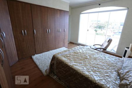 Casa à venda com 320m², 6 quartos e 2 vagasSuíte 2