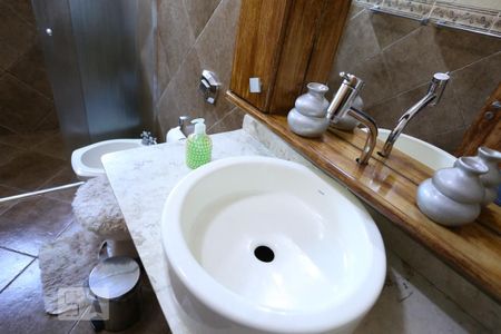 Casa à venda com 320m², 6 quartos e 2 vagasPia