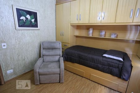 Casa à venda com 320m², 6 quartos e 2 vagasQuarto 1