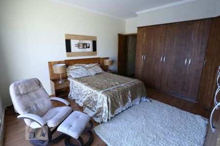 Casa à venda com 320m², 6 quartos e 2 vagasSuíte 2