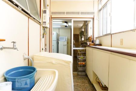 Apartamento à venda com 485m², 4 quartos e 3 vagasCozinha e Área de Serviço