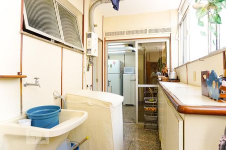 Apartamento à venda com 485m², 4 quartos e 3 vagasCozinha e Área de Serviço