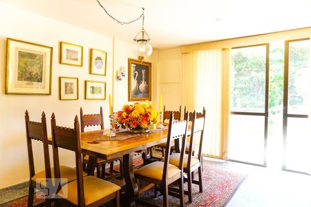 Sala de apartamento à venda com 4 quartos, 485m² em Barra da Tijuca, Rio de Janeiro