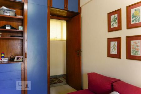 Apartamento à venda com 485m², 4 quartos e 3 vagasQuarto 2