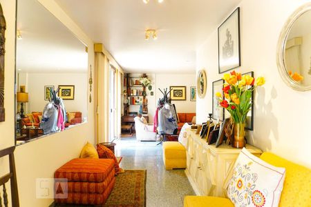 Sala de apartamento à venda com 4 quartos, 485m² em Barra da Tijuca, Rio de Janeiro