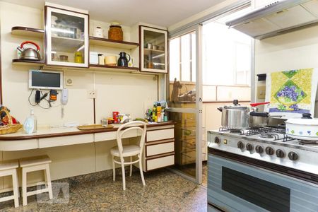 Apartamento à venda com 485m², 4 quartos e 3 vagasCozinha