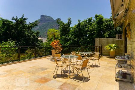 Apartamento à venda com 485m², 4 quartos e 3 vagasVaranda da Sala