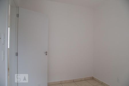 Quarto 2 de apartamento para alugar com 2 quartos, 46m² em Vila Abranches, Ribeirão Preto