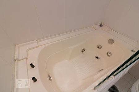 Apartamento para alugar com 48m², 1 quarto e 1 vaga Apartamento para alugar com 48m², 1 quarto e 1 vagaBanheiro