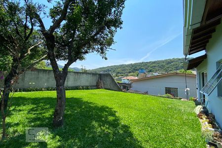 Casa à venda com 117m², 2 quartos e 2 vagasÁrea Externa