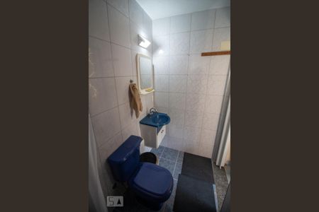 Casa à venda com 350m², 8 quartos e 2 vagas Casa à venda com 350m², 8 quartos e 2 vagasBanheiro