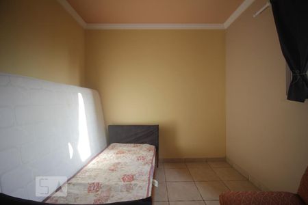 Quarto 1 de apartamento para alugar com 2 quartos, 60m² em Vila Sônia, São Paulo