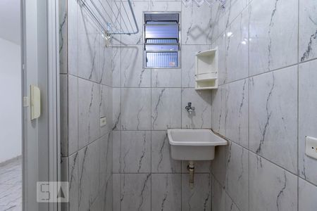 Casa para alugar com 25m², 1 quarto e sem vagaÁrea de Serviço