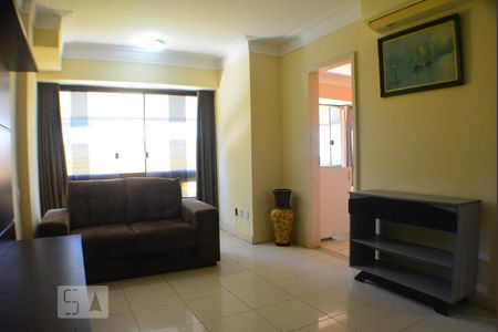Detalhe Sala de apartamento para alugar com 2 quartos, 63m² em Armação, Salvador