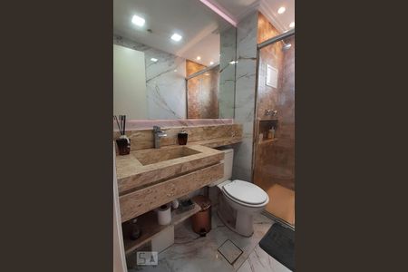 Banheiro de apartamento à venda com 1 quarto, 51m² em Vila Cunha Bueno, São Paulo