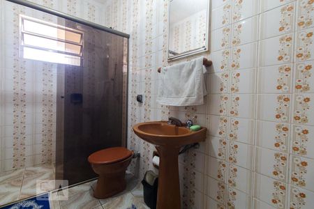 Banheiro de casa à venda com 1 quarto, 120m² em Vila Ema, São Paulo