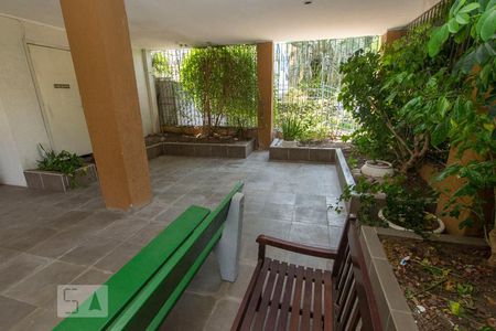 Apartamento para alugar com 96m², 3 quartos e sem vaga Apartamento para alugar com 96m², 3 quartos e sem vagaÁrea comum