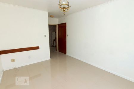 Sala de Apartamento com 3 quartos, 96m² Mont'Serrat