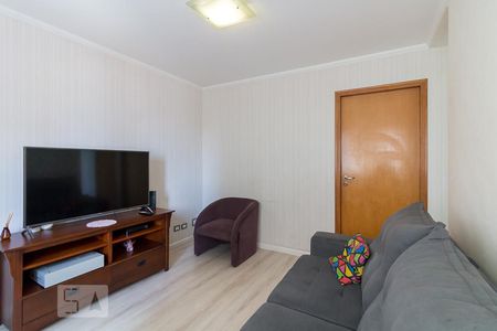 Sala de Apartamento com 2 quartos, 58m² Vila Galvão